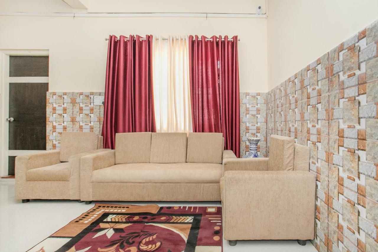 Oyo 24069 Flagship Aaira Inn Bangalore Luaran gambar